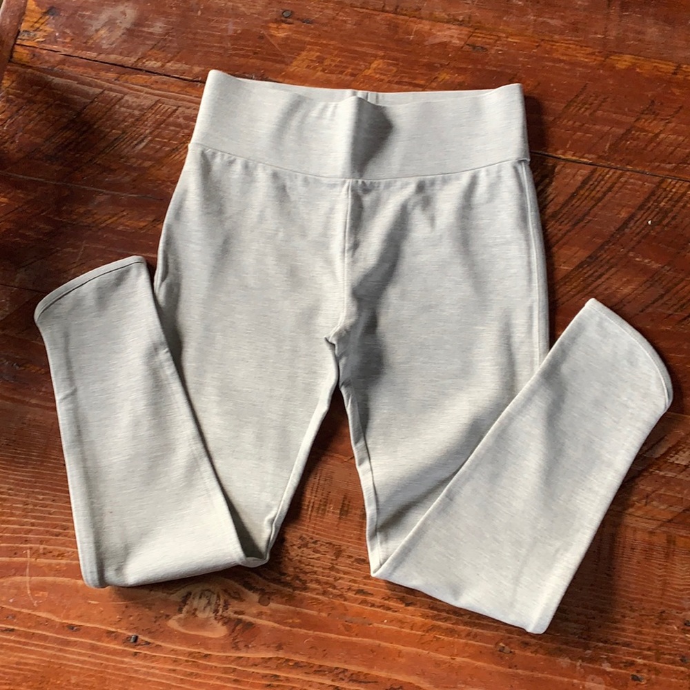 Lou & Grey leggings
